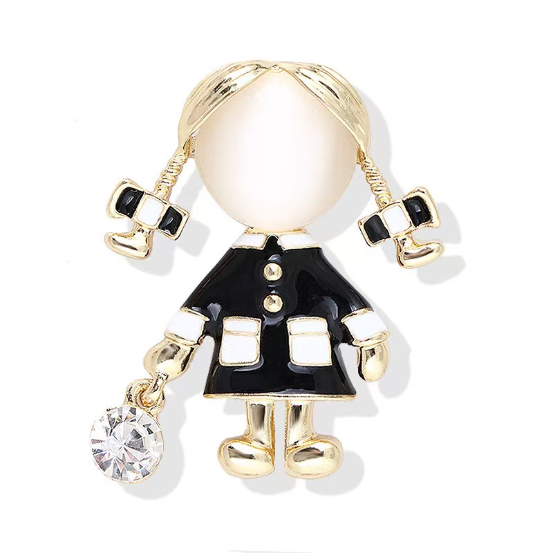 Cute Little Girl Nurse Brooch  - Women Jewelry Accessories For Black Dress recensione e prezzo