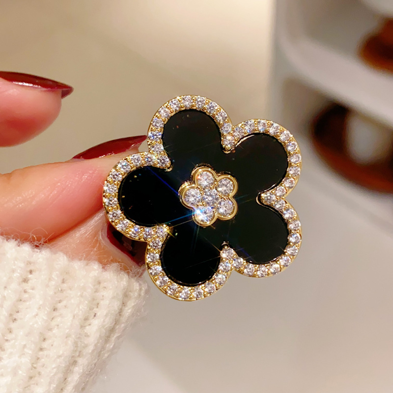 Black Flower Brooches For Wome - Women Jewelry Accessories For Black Dress recensione e prezzo