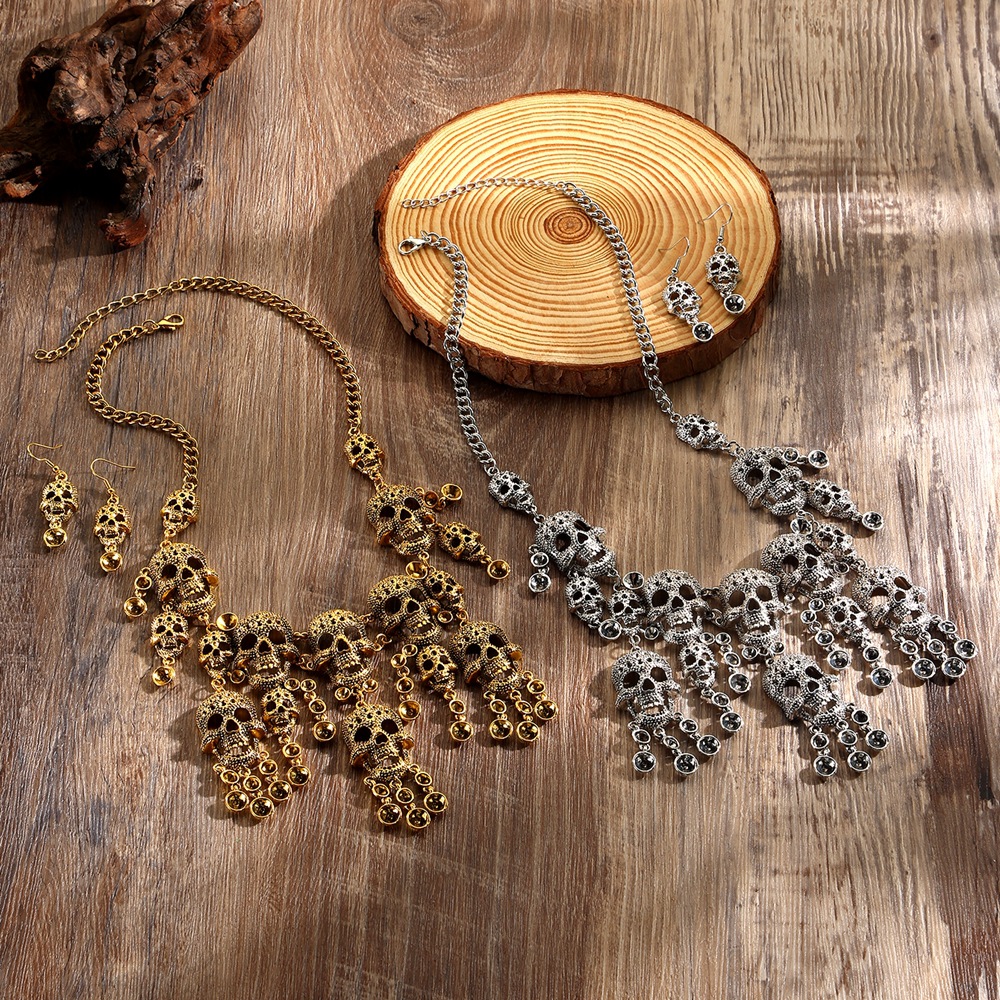 Halloween Gift Retro Exaggerat - Layered Necklace Set recensione e prezzo