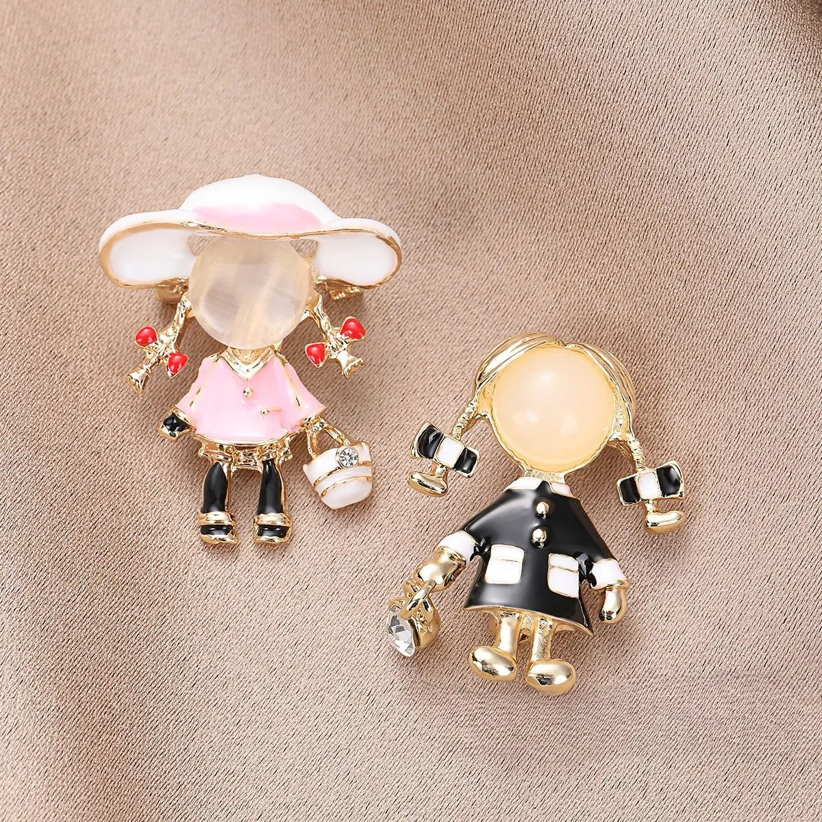 Small Cute Little Girl in Blac - Women Jewelry Accessories For Black Dress recensione e prezzo