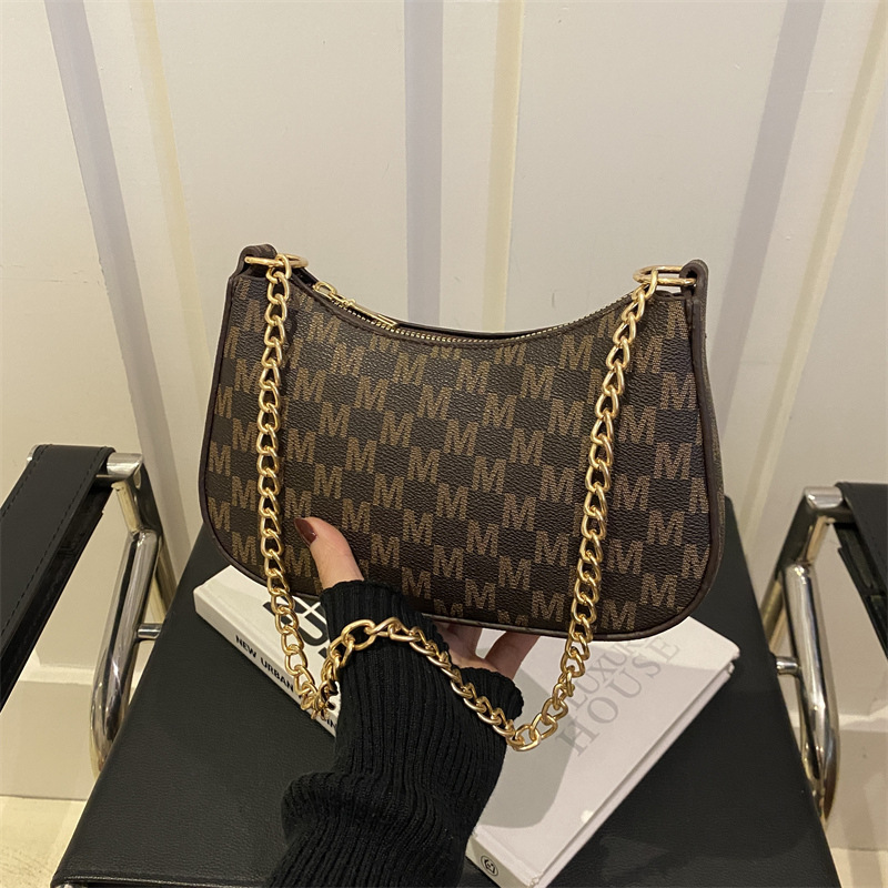 Vintage Style Square Handbag C - Women'S Accessories Purse recensione e prezzo