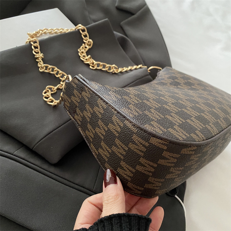 Vintage Style Square Handbag C - Women'S Accessories Purse recensione e prezzo