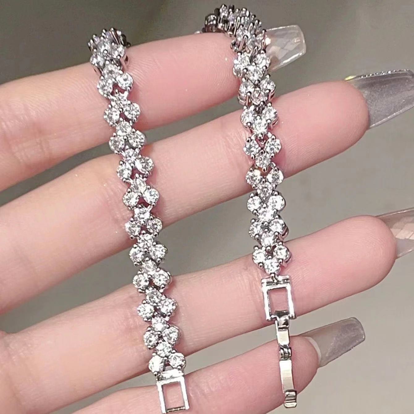Luxury Full Moissanite Roman T - Women'S Accessories New Look recensione e prezzo