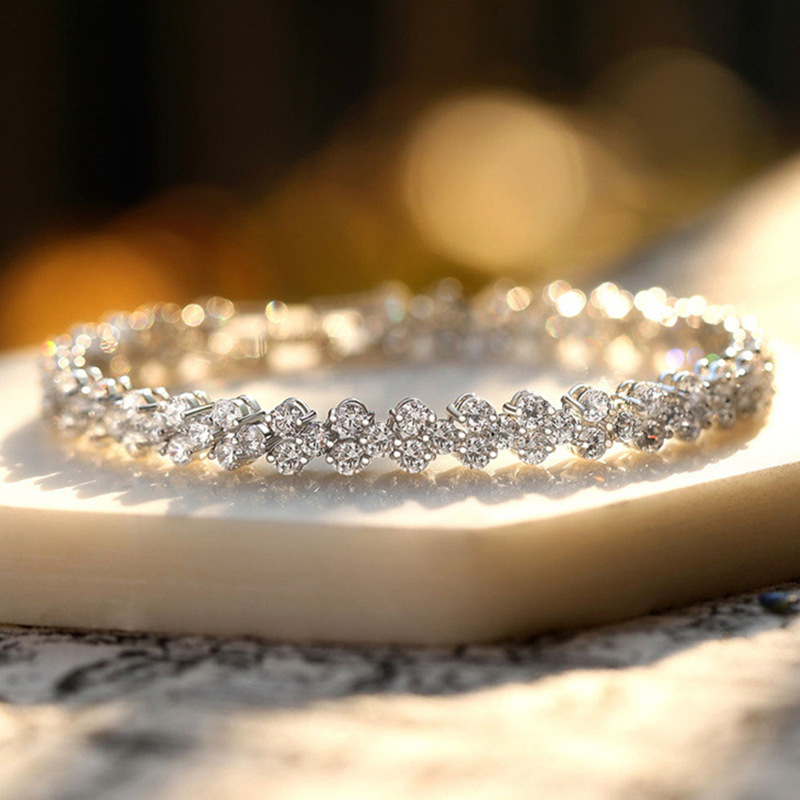Luxury Full Moissanite Roman T - Women'S Accessories New Look recensione e prezzo